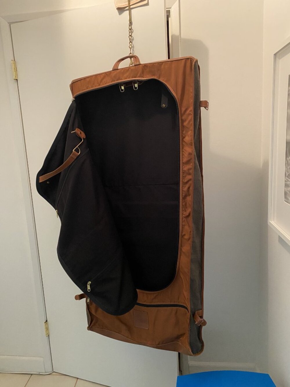 "Coach" Leather and Canvas travel garment bag - USA Made - Beautiful - Picture 4 of 9